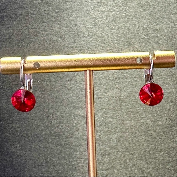 Swarovski Element round drop earrings - New - Picture 3 of 13